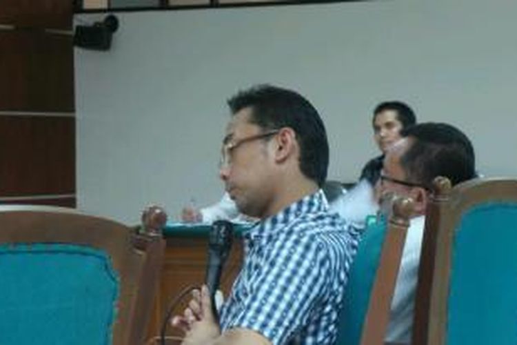 Pengusaha Yudi Setiawan (36) akhirnya memenuhi panggilan jaksa penuntut umum Komisi Pemberantasan Korupsi (KPK) untuk bersaksi dalam sidang kasus dugaan suap pengaturan kuota impor daging sapi dengan terdakwa Ahmad Fathanah di Pengadilan Tindak Pidana Korupsi, Jakarta, Kamis (3/10/2013).