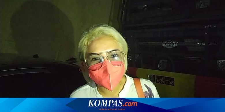 Nikita Mirzani Mulai Kurangi Aktivitas Syuting, Ada Apa? - Vimarsana News