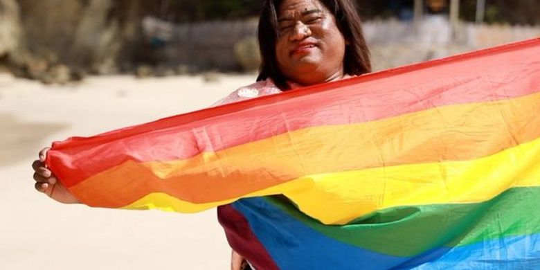 Saat Transpuan Menjadi Pejabat Publik Di Sikka Bunda Mayora Berkatilah Seluruh Kegiatanku Halaman All Kompas Com