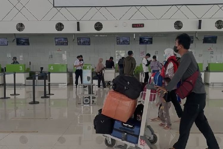 Suasana di Bandara Ahmad Yani Semarang. Rabu (18/3/2022)