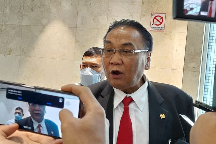 Ketua Komisi III DPR dari Fraksi PDI-P Bambang Wuryanto alias Bambang Pacul di Kompleks Parlemen Senayan, Jakarta, Rabu (29/6/2022).