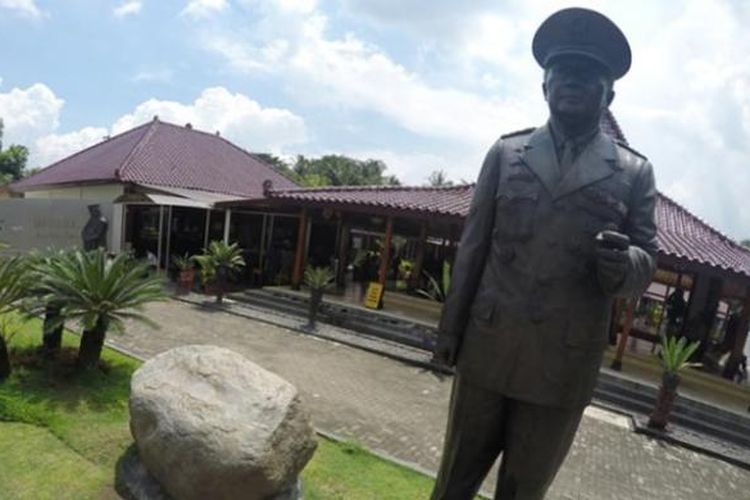 Museum HM Soeharto di Kemusuk, Argomulyo, Sedayu, Bantul, DI Yogyakarta.

