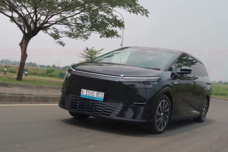 Test drive MPV listrik Xpeng X9