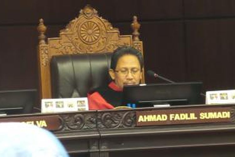 Hakim Mahkamah Konstitusi Ahmad Fadlil Sumadi.
