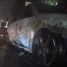 Mobil Toyota Starlet Terbakar di Tol Kebon Jeruk, Api Muncul dari Setir