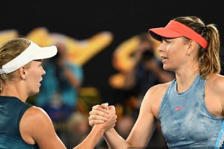 Maria Sharapova mengalahkan Caroline Wozniacki pada babak ketiga Australian Open 2019, Jumat (18/1/2019).