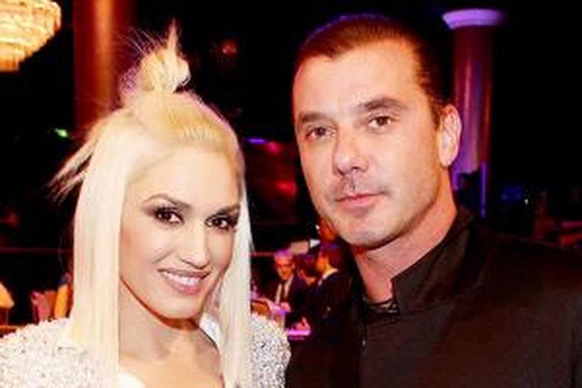 Penyanyi Gwen Stefani (45) berpisah dengan suaminya, Gavin Rossdale (49).