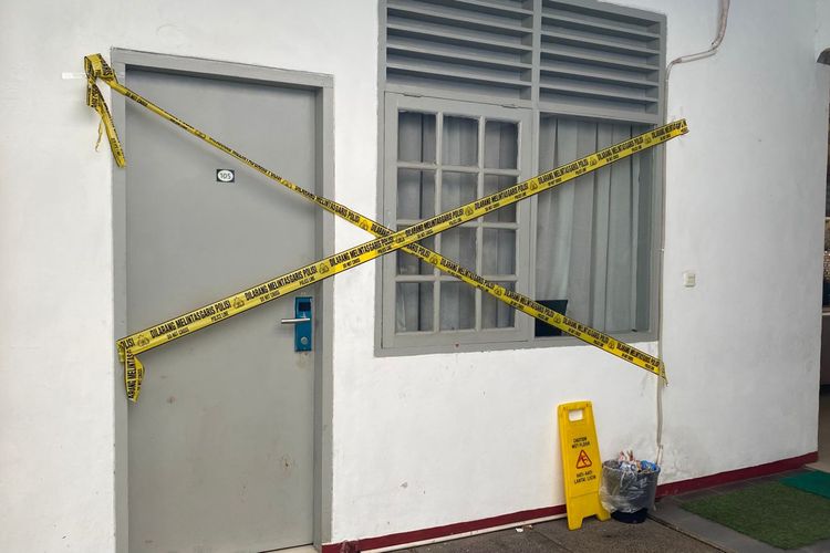 Misteri Lakban Kuning di Kasus Tewasnya Diplomat Muda Kemlu, Polisi: Dibeli Bersama Istri