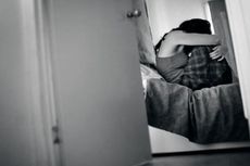 Divonis 1,5 Tahun pada April, Dosen Pelaku Kekerasan Seksual Kembali Muncul di Kampus