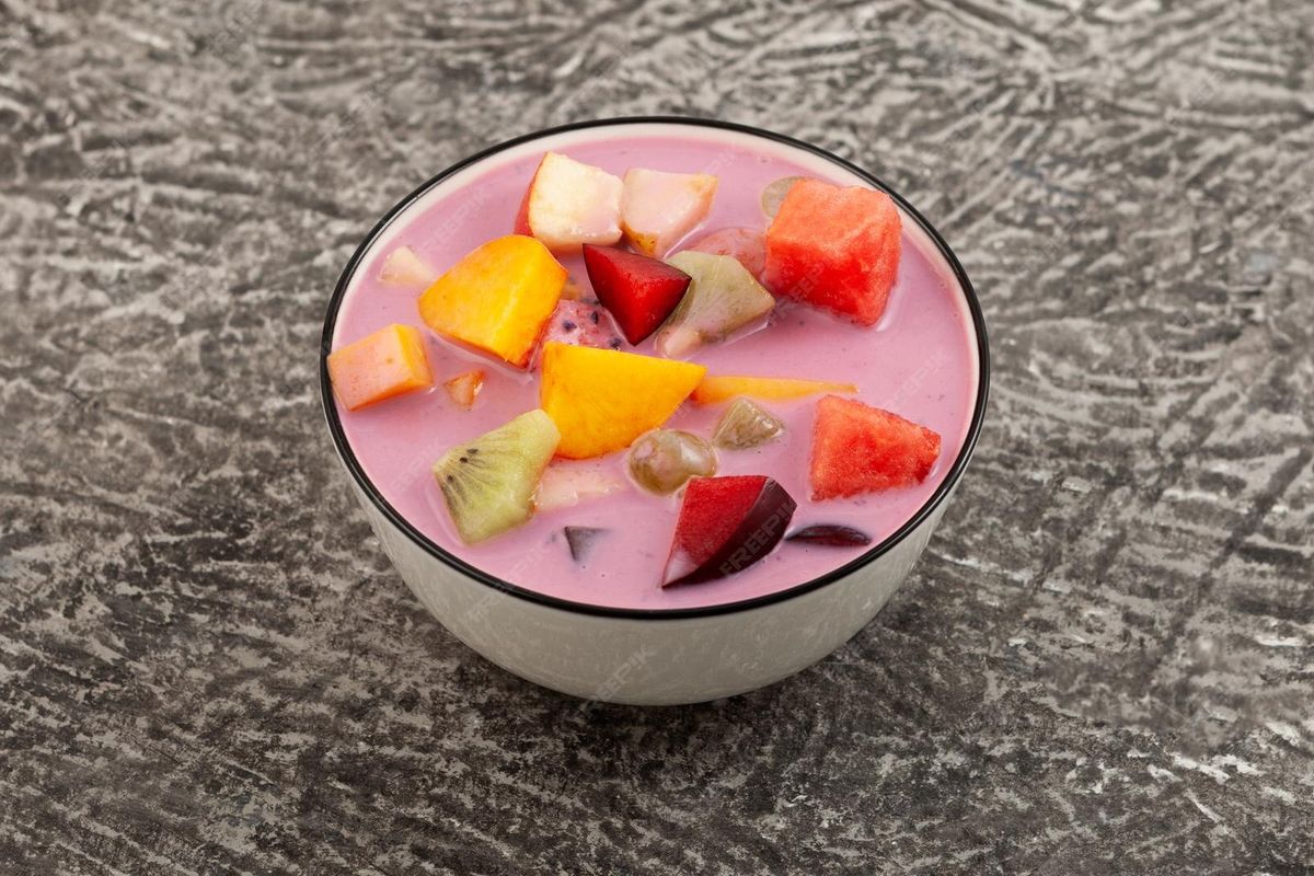 Resep Es Buah Surabaya, Takjil Segar dan Praktis untuk Berbuka Puasa