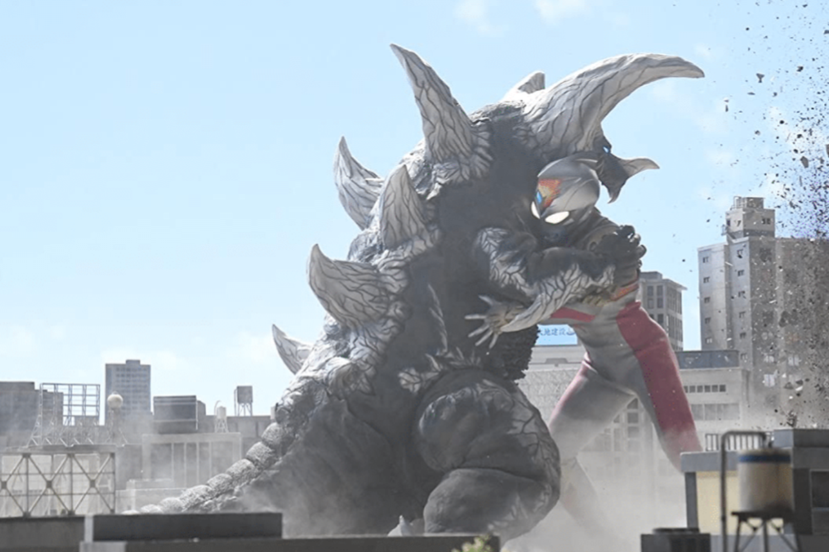 Ultraman Decker merupakan seri ultaraman lanjutan dari Ultraman Trigger