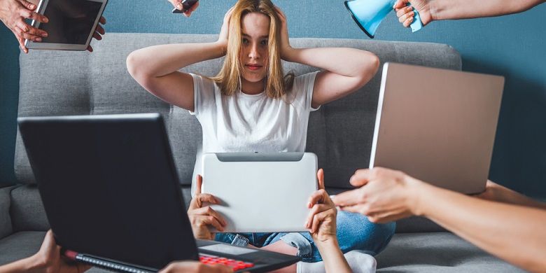 Bendung Hoaks dengan Cara Berikut Ini - Vimarsana News