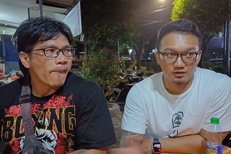 YouTuber Laurendra Hutagalung (kiri) saat ditemui wartawan di bilangan Kebayoran Baru, Jakarta Selatan, Rabu (11/10/2023) malam.