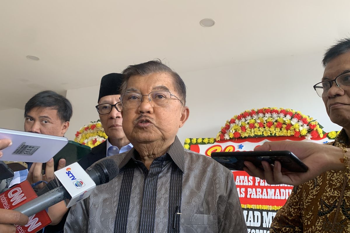 Wakil Presiden ke-10 dan ke-12 Indonesia, Jusuf Kalla (JK) saat ditemui di Gedung Kampus Utama Universitas Paramadina Cipayung, Jakarta Timur, Rabu (27/8/2025).