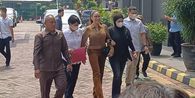 Tanpa Diborgol, Nikita Mirzani Dilimpahkan ke Kejari Jakarta Selatan
