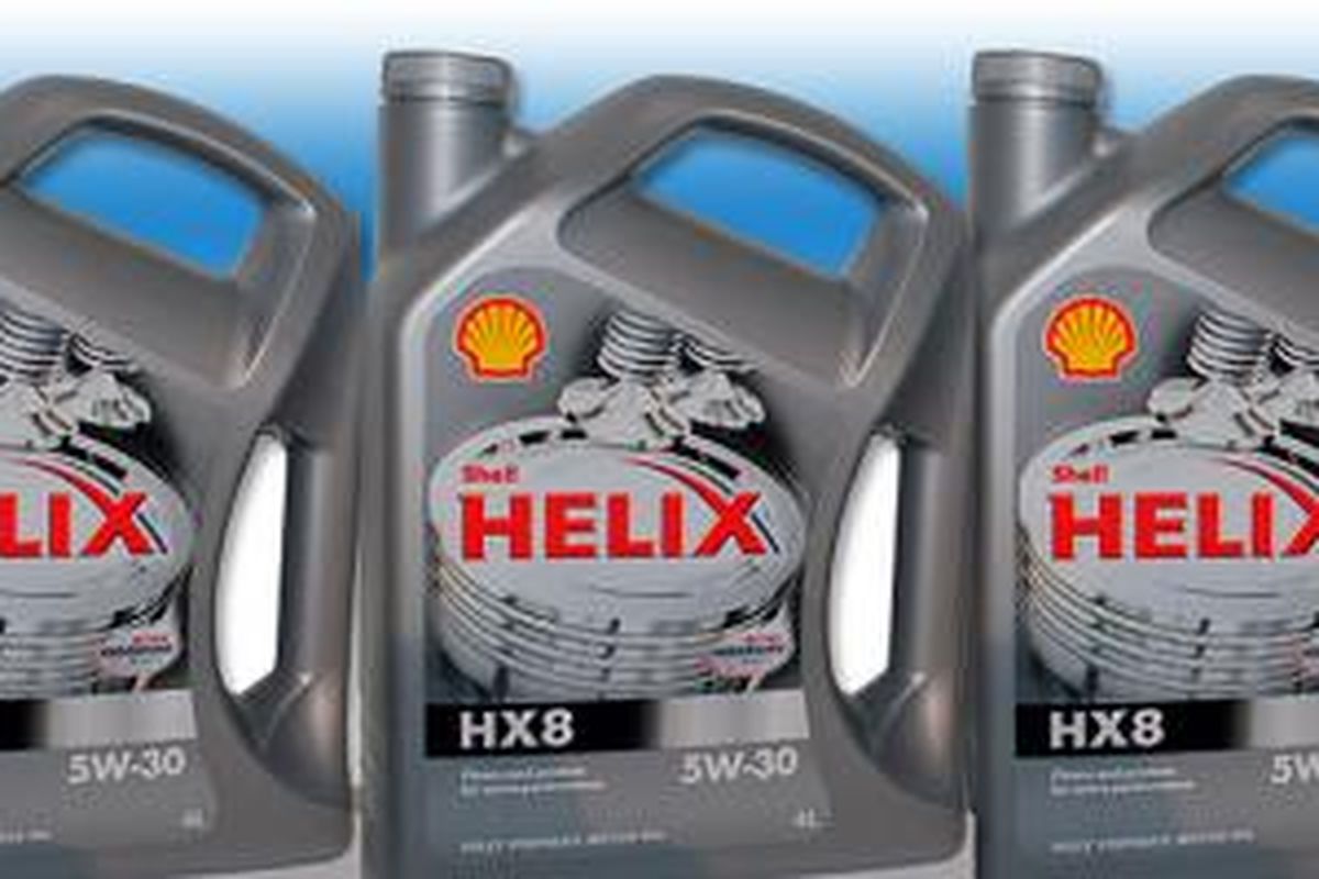 Pelumas Shell Helix HX8.