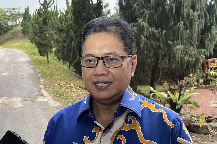 Wakil Ketua Umum PAN Viva Yoga Mauladi saat ditemui di Hambalang, Bogor, Jawa Barat, Minggu (17/9/2023).