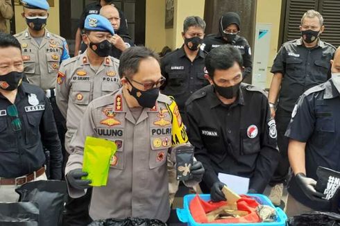 Polisi Bandung Sita 150 Kg Tembakau Sintetis dari Industri Rumahan di Bekasi 