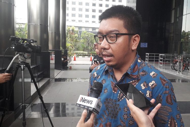 Peneliti ICW Kurnia Ramadhan di Gedung KPK, Kamis (4/7/2019).
