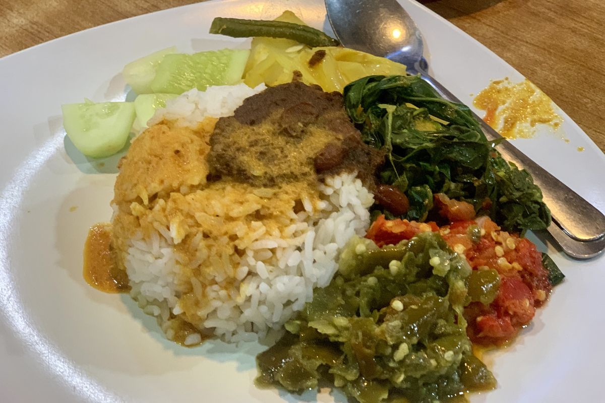 Buka Cuma Rendang, Ini 7 Deretan Makanan Khas Padang yang Tak Boleh ...