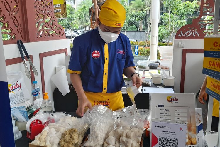 Pempek Candy, pempek asli Palembang yang legendaris sejak 1994. 