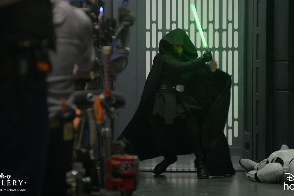Disney Gallery: Star Wars: The Mandalorian.