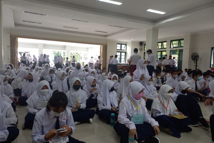 Suasana PLS di SMP Negeri 5 Kota Yogyakarta, Rabu (13/7/2022)