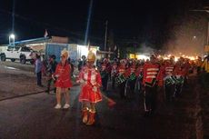 Pawai Obor HUT RI Dikawal Tentara Bersenjata di Boven Digoel...