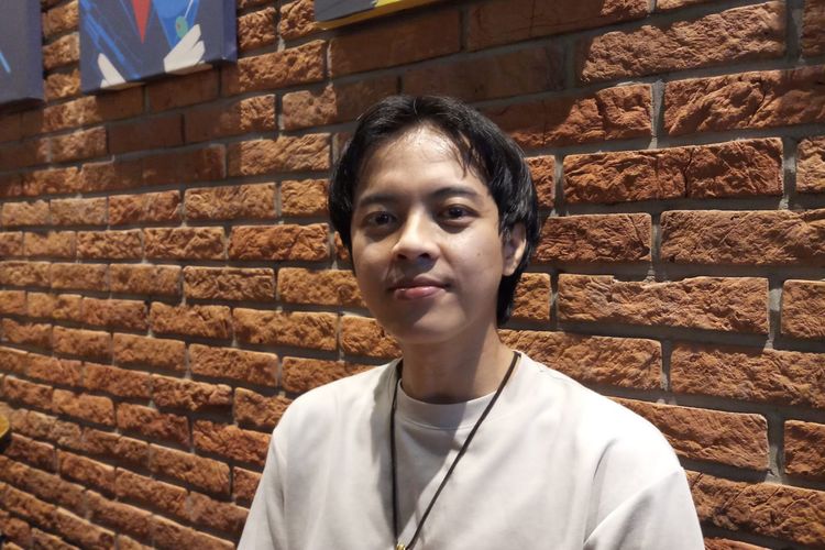 Bisma Karisma dalam jumpa pers film Romantik Problematik di CGV FX Sudirman, kawasan Jakarta Selatan, Senin (18/7/2022). 