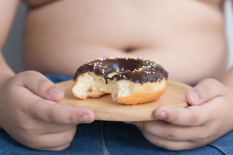 Perut buncit pada anak jangan dianggap sepele. Kondisi ini bisa menandakan adanya penumpukan lemak viseral atau visceral fat yang berbahaya.