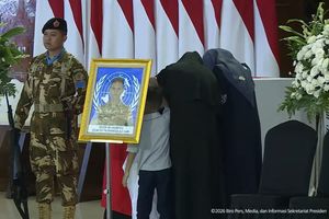 Tangis Keluarga Pecah Sambut Kedatangan Jenazah 3 Prajurit TNI yang Gugur di Lebanon