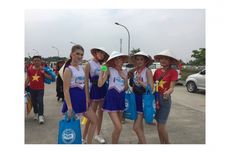 Wanita-wanita Cantik Asal Vietnam Hiasi Final Sepak Bola Asian Games