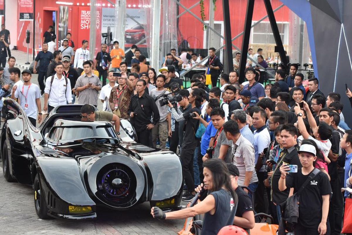 Mobil Batman di Telkomsel IIMS 2019