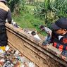 Dedi Mulyadi Kerahkan 6 Truk Bereskan Sampah yang Setahun Menggunung di Subang