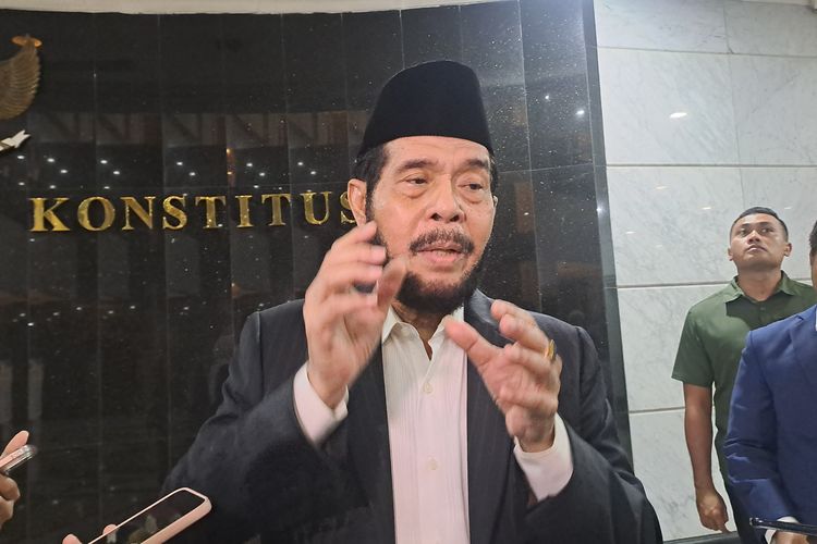 Ketua MK Puji Dedikasi 15 Tahun Anwar Usman, Kenang Sosok “Hakim Terganteng”