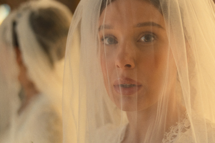 Netflix Rilis Foto Perdana Enola Holmes 3, Kisah Cinta Berlanjut ke Pelaminan?