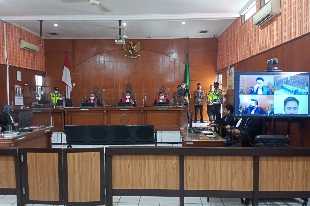 Jaksa Penuntut Umum (JPU) sidang kasus penipuan platfrom investasi Binary Option Quotex dengan terdakwa Doni Salmanan, mengaku tak puasa dengan putusan hakim dan akan melakukan banding.