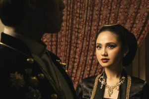 Ayah Tak Hadir, Wali Nikah Syifa Hadju Diwakilkan Penghulu