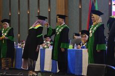Wisuda 1.054 Lulusan, Rektor UMHT Harapkan Wisudawan Jadi Agen Perubahan