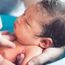 Manfaat Menunda Memandikan Bayi Baru Lahir