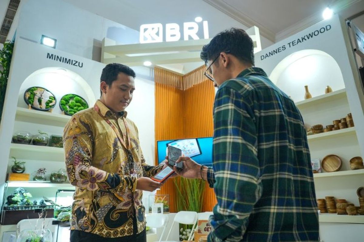 Dalam pameran Kriyanusa, BRI menampilkan produk kriya terbaik UMKM binaan di Rumah BUMN BRI. BRI pun berkesempatan memfasilitasi usaha lokal yang bergerak di bidang kriya agar semakin dikenal dunia. Sejumlah UMKM binaan hadir memamerkan sejumlah produk, yakni MINIMIZU dan Dannes Teakwood. 