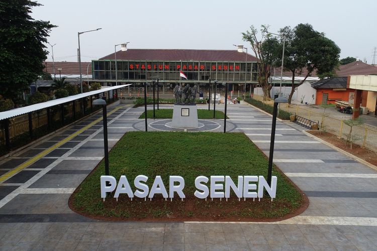 Stasiun Pasar Senen.