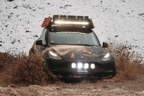 Mobil Listrik Tesla Model Y Jadi Gagah Pakai Gaya Offroad