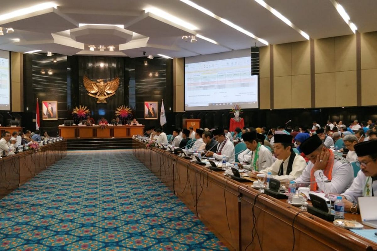 Rapat pembahasan Kebijakan Umum Perubahan Anggaran (KUPA) dan Prioritas Plafon Anggaran Sementara (PPAS) 2018 di gedung DPRD DKI Jakarta, Jumat (7/9/2018).