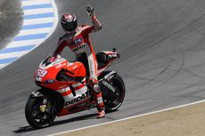 Pebalap Super Bike Mengenang Nicky Hayden