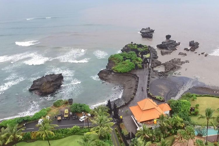 Pantai Mengening di  Desa Cemagi, Kecamatan Mengwi, Kabupaten Badung, Bali.