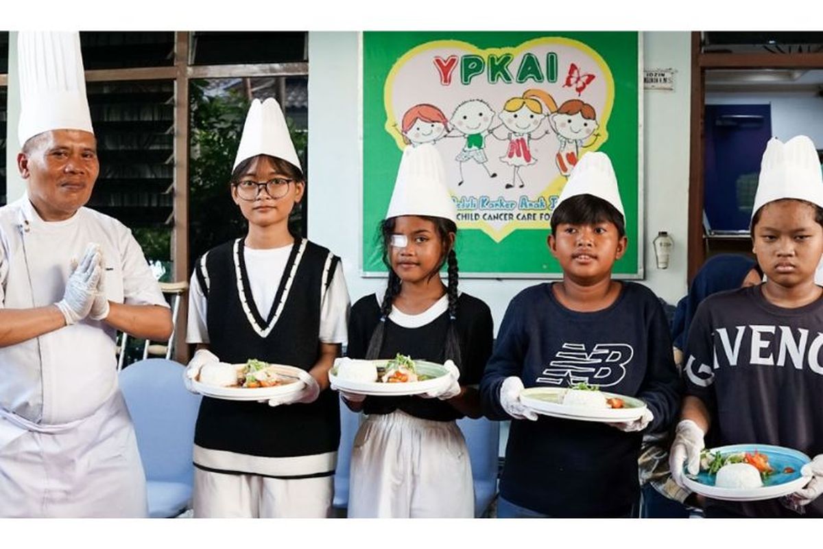 Archipelago International berbagi kebahagiaan bersama Yayasan Peduli Kanker Anak Indonesia ? Surabaya.