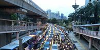 Pengamat: Macet Jakarta Bukan karena Kurang Transportasi Umum, tapi Mobil dan Motor