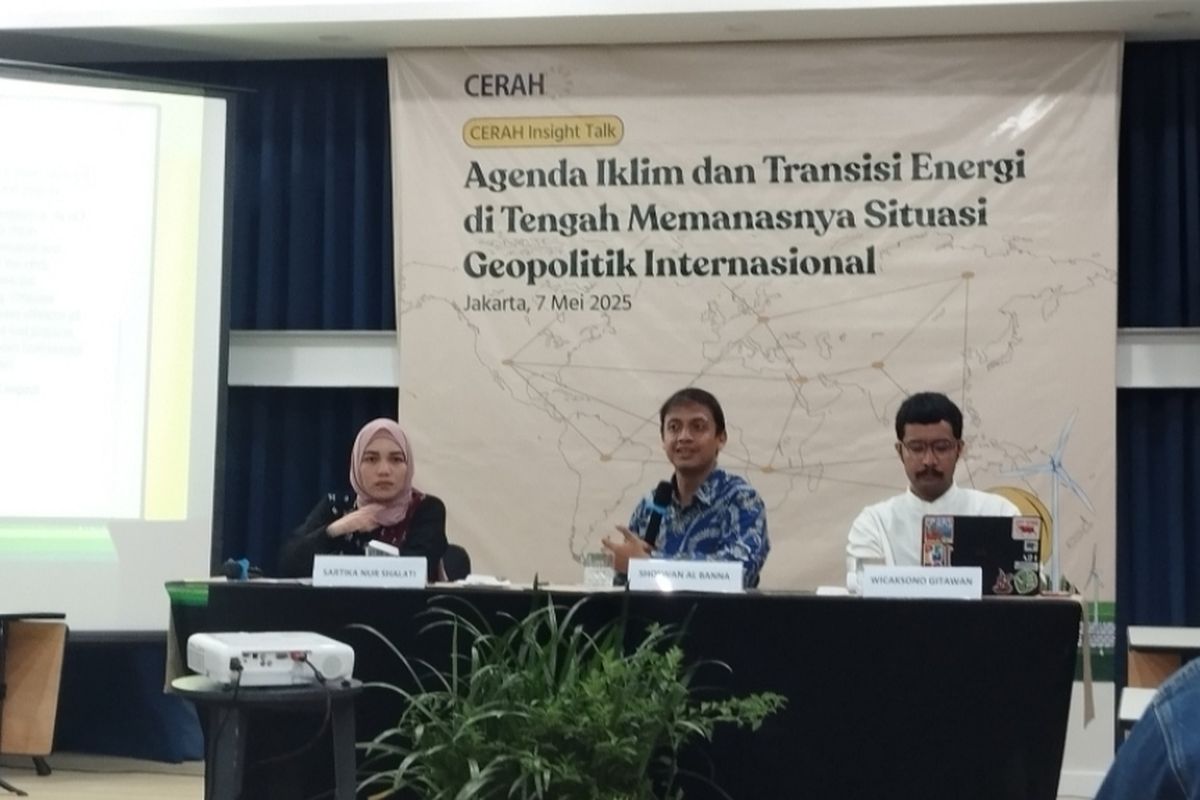 Diskusi CERAH Insight Talk bertajuk ?Agenda Iklim dan Transisi Energi di Tengah Memanasnya Situasi Geopolitik Internasional?