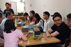 Kaesang Makan Malam di Warung Pinggir Jalan, Warga Terkejut dan Langsung Berebut Salaman